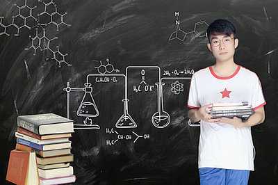 南開大學(xué)在職研究生的分?jǐn)?shù)線高嗎？
